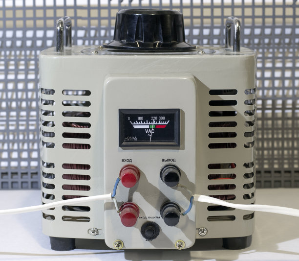 浜屼繚鐒婃満浠鋒牸 浜屼繚鐒婃満浠鋒牸